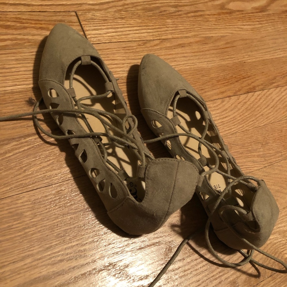 Flat Shoes
